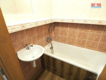 Prodej bytu 2+1, 45 m², Hlučín, ul. Hornická - 11