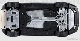 1:14 Range Land Rover SUV 2022 Modell Metall Sound Light - 11