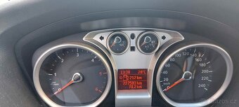 Ford Focus 1.6TDCi 80kW, RV 2010, Kombi, Alu, Klima - 11