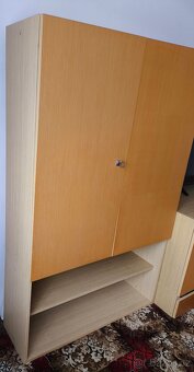 Prodám sestavu skříněk, různé možnosti sestavení - 11