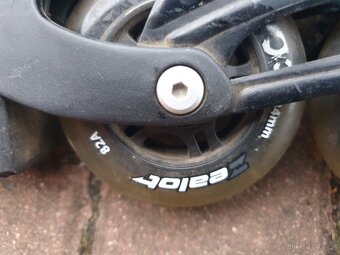 Kolečkové brusle - 11