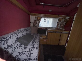 Karavan Polak N126 - 11