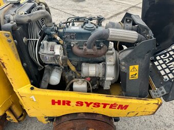 Bomag ježkový válec BMP8500 - 11