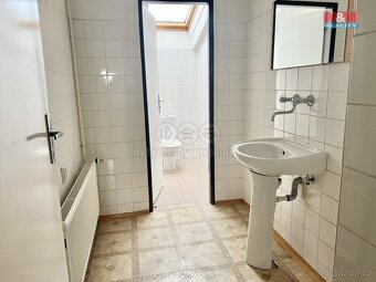 Pronájem objektu sklad 253 m2 + kanceláře 270 m2, Praha 4 - 11