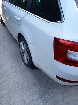 Škoda octavia 3 2.0 tdi dsg - 11