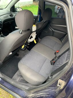 Ford focus 1.8 85kw - 11