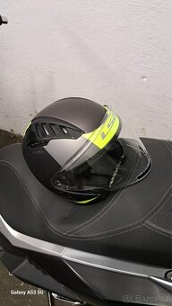 Sym Cruisym 300 - 11