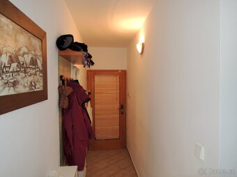 Zděný byt v rodinném domě v centru Sedlčan - 11