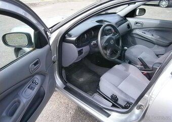 Nissan Almera 1.5i 72kw,CZ benzín manuál 72 kw - 11