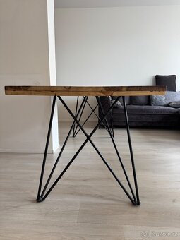 Designový dřevěný stůl - 11