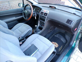 Peugeot 307 1,6 i KLIMA-HNED ODJÍŽDÍTE - 11
