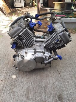 Honda Varadero 125 - 11