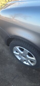 Prodám Volkswagen Touran - 11