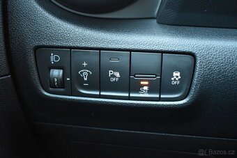 Hyundai Kona 39kWh SMART KAMERA DPH ČR 1.MAJITEL - 11