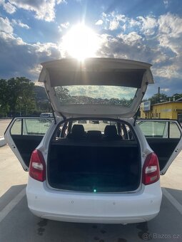 NA DÍLY - Škoda Fabia 2 (2011) 1.6 TDI  55 kW - 11