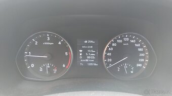 Hyundai i30 Combi 1,6 CRDI 2018 PDE - 11