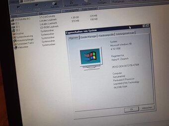 Stary noteboook - FUNGUJE - 11