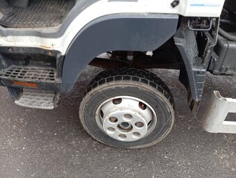 Fuso Canter 6C18 - 11