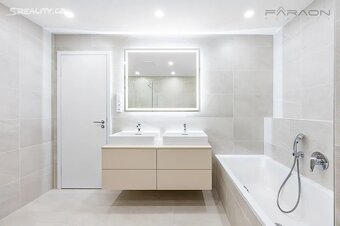 Pronájem bytu 3+kk 107 m² Mužíkova, Praha - Nusle - 11