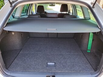 Škoda Octavia Combi 2.0TDi STYLE PLUS - 11