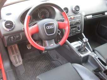 AUDI A3 2.0 TDi S-LINE QUATTRO - 11