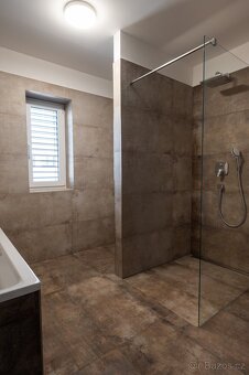 Prodej moderní novostavby  4 + kk se zahradou,Rychnov n. Kn. - 11