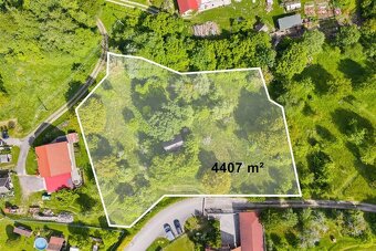 Prodej souboru pozemků (stavební část 4.407m2, ostatní 6.724 - 11