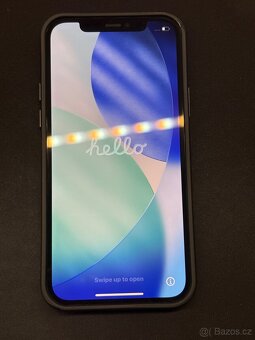 iPhone 12 – 128 GB, černý - 11