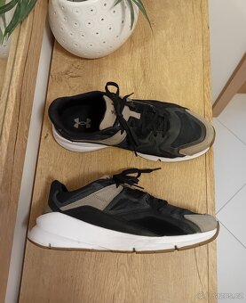 Under Armour pánské teenisky vel. 46/47 kožené - 11