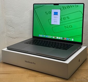 MacBook Pro 16” 2021/64GB RAM/M1 MAX/2TB SSD/Záruka - 11