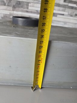 Výsuvná digestoř - 11