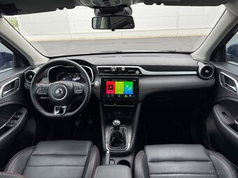 MG ZS - 11