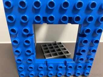 Lego Duplo věznice - 11