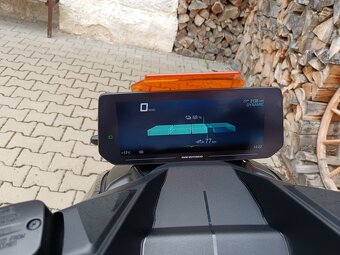 BMW CE 04 - 11