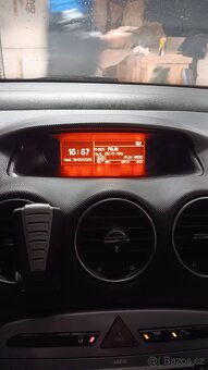 Peugeot 308sw 1.6hdi - 11