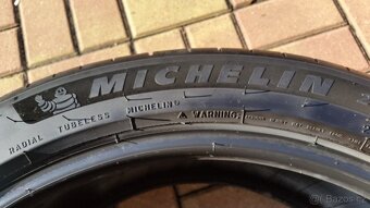 Letní pneumatiky MICHELIN 275/40 R21 107W XL EV MO - 11