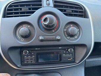 Renault Kangoo 1,5 DCI KLIMA - 11