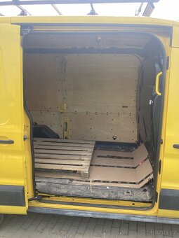 Ford Transit - 11