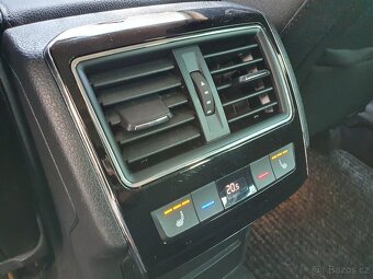 Škoda Superb 3 Combi Style 2.0TDI 140kW DSG 111tkm Matrix - 11