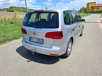 VW Touran 1.6 TDI 77kw Klima Model 2012 Nová Stk.-.- - 11