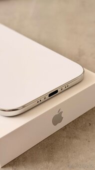 iPhone Air 256GB bílá + kryt + sklíčko - 11