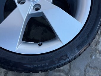 ORIGINÁL Alu Škoda DENOM R17, 5x112 - ZIMNÍ PNEU - 11