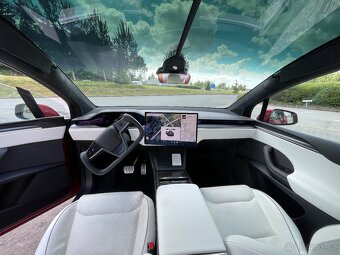 Tesla Model X Plaid – 2022 - 11