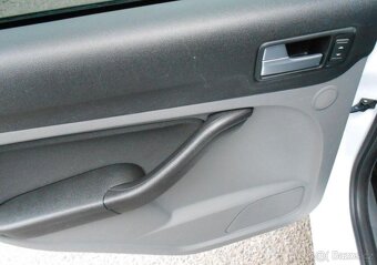 Ford Focus 1,6 74 kW KLIMA Serviska benzín - 11