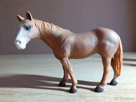 SCHLEICH Koně SBĚRATELSKÉ FIGURKY 13 - 11
