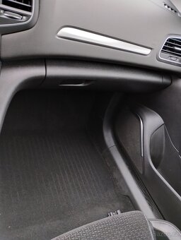 Renault Mégane 1.2 / 97 kW - 11