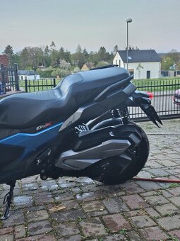 BMW C400X TOP STAV - 11
