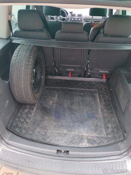 VW Touran 1.6 fsi 2002 - 11