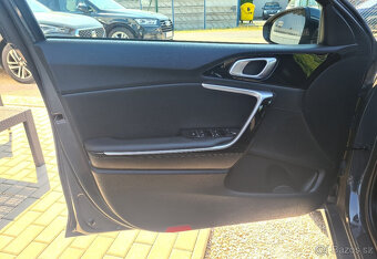 KIA CEED 1.0 T-GDI SILVER - 11