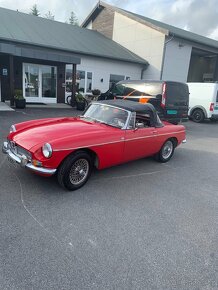 MG MGB - 11